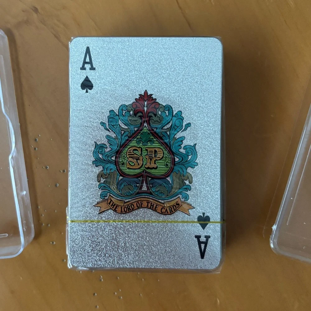 London Deck of Playing Cards - Picture 3 of 4